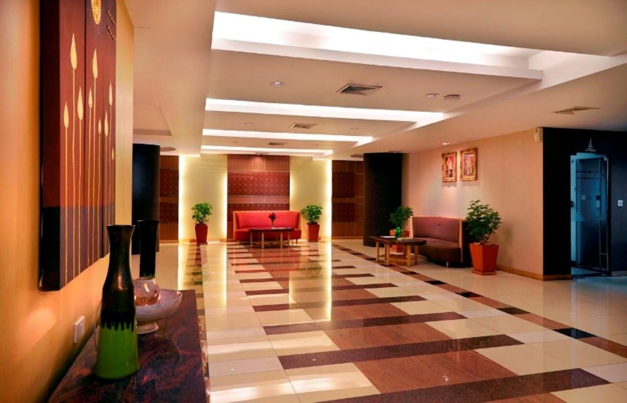 בנגקוק S.M. Grande Residence מראה חיצוני תמונה