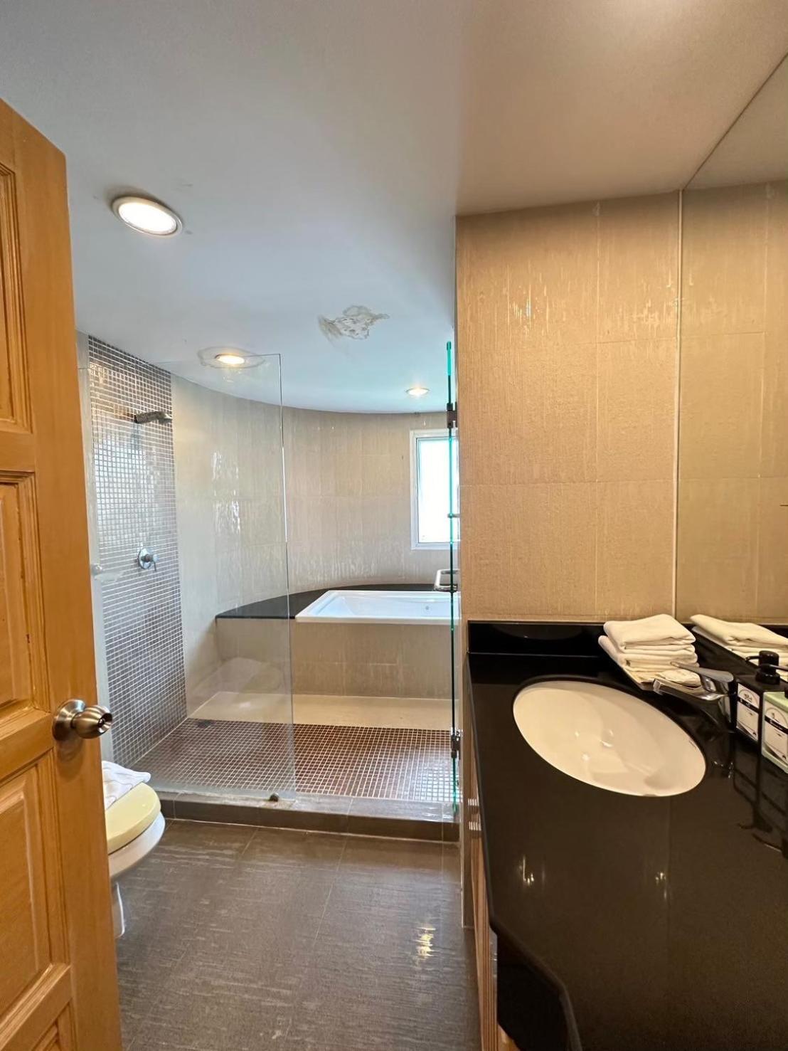 בנגקוק S.M. Grande Residence מראה חיצוני תמונה